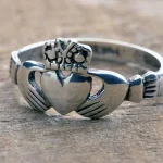 Claddagh ring